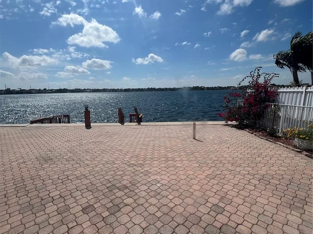 14749 SW 132nd Pl, Miami FL 33186