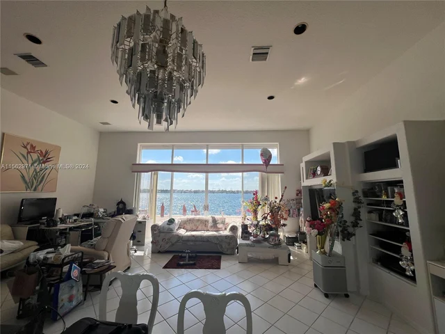 14749 SW 132nd Pl, Miami FL 33186