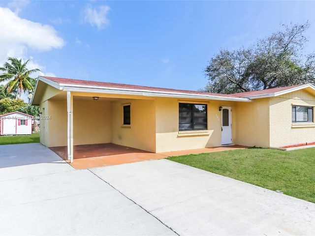 400 W 36th St, Riviera Beach FL 33404