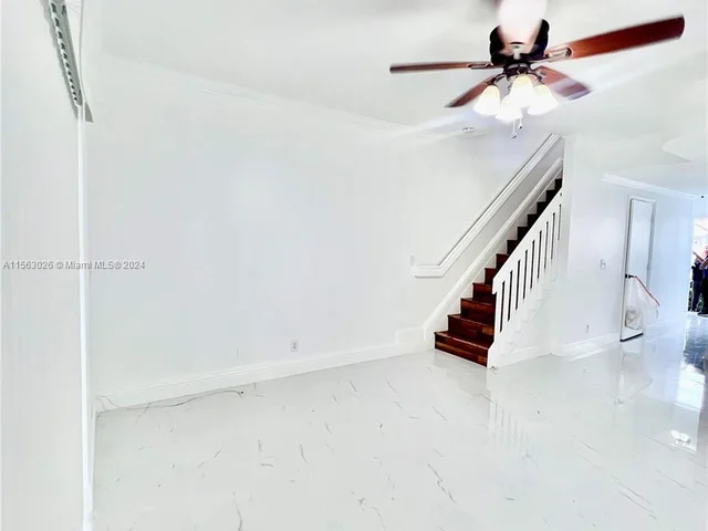 5 Whitehead Cir # 5, Weston FL 33326