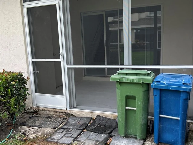 5 Whitehead Cir # 5, Weston FL 33326