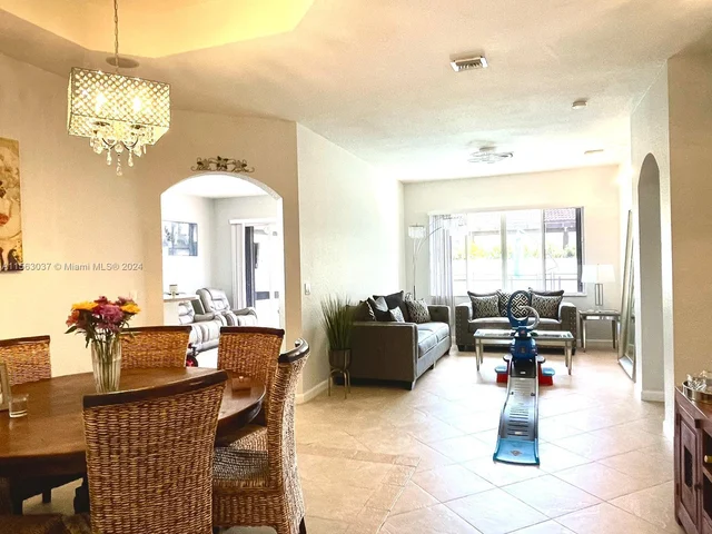 1649 SW 154th Ct, Miami FL 33185