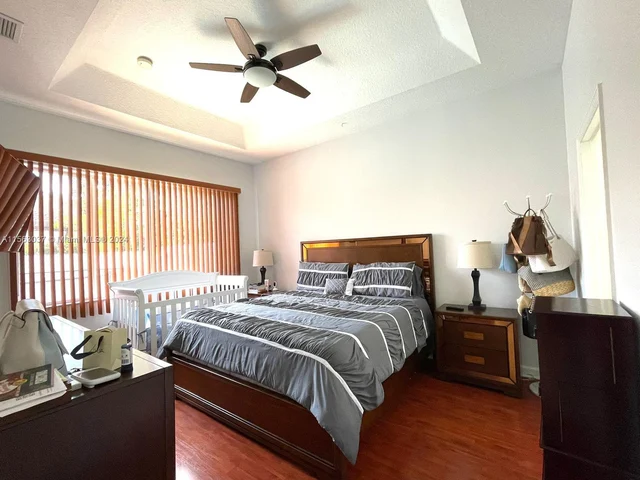 1649 SW 154th Ct, Miami FL 33185