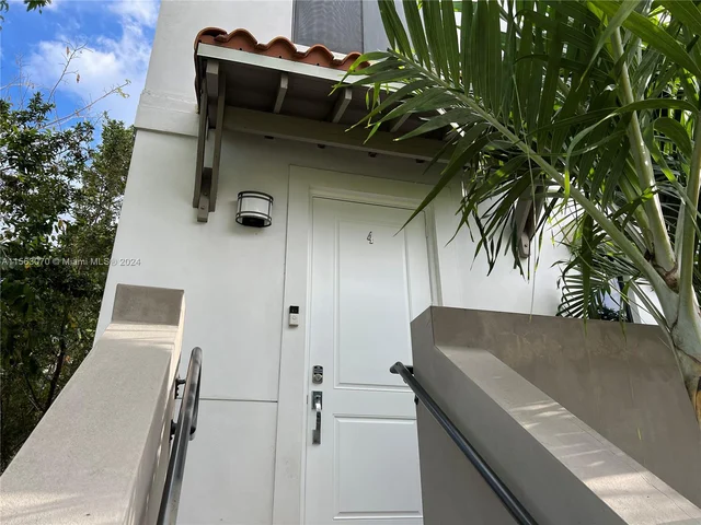 1405 Galiano St # 4, Coral Gables FL 33134
