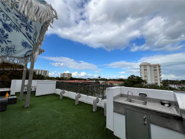 1405 Galiano St # 4, Coral Gables FL 33134