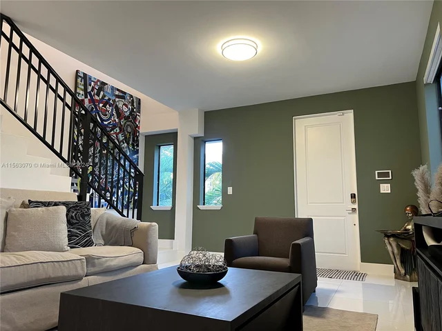 1405 Galiano St # 4, Coral Gables FL 33134