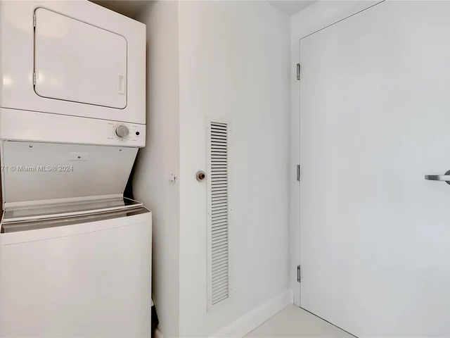 2155 Washington Ct # 502, Miami Beach FL 33139