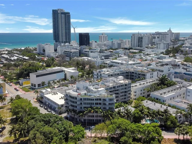2155 Washington Ct # 502, Miami Beach FL 33139