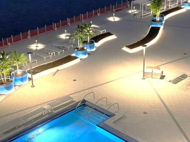 1000 West Ave # 1024, Miami Beach FL 33139