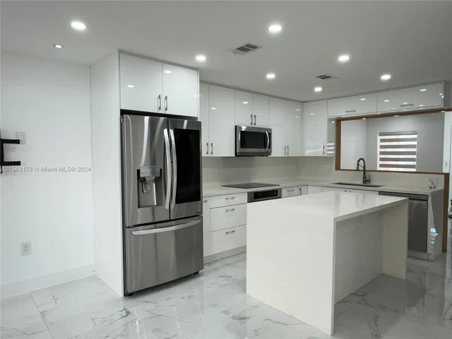 6355 SW 138th Path, Miami FL 33183