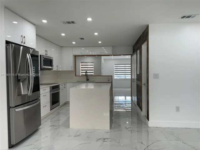 6355 SW 138th Path, Miami FL 33183