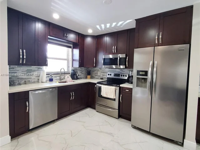 2219 NE 123rd St # 2219, North Miami FL 33181