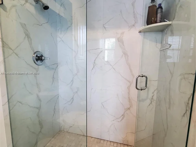 2219 NE 123rd St # 2219, North Miami FL 33181