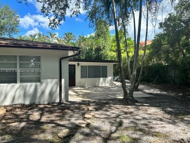 5084 SW 24th Ave, Dania Beach FL 33312