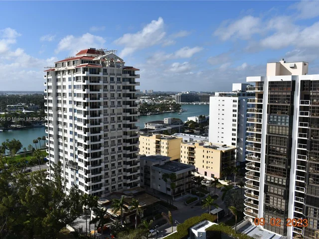 6365 Collins Ave # 1710, Miami Beach FL 33141