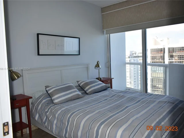 6365 Collins Ave # 1710, Miami Beach FL 33141