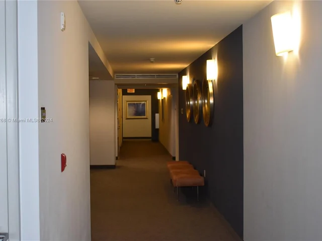 6365 Collins Ave # 1710, Miami Beach FL 33141