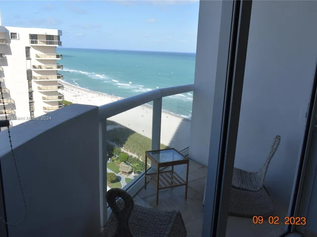 6365 Collins Ave # 1710, Miami Beach FL 33141
