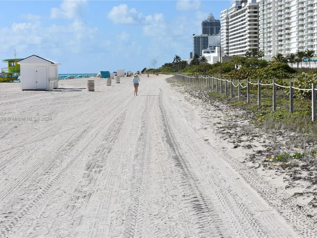 6365 Collins Ave # 1710, Miami Beach FL 33141