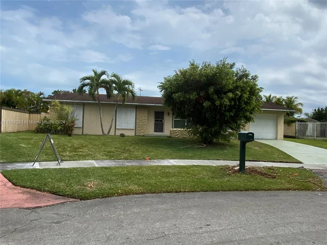10820 SW 154th St, Miami FL 33157