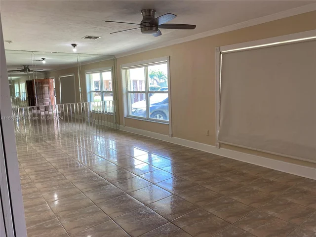 10820 SW 154th St, Miami FL 33157