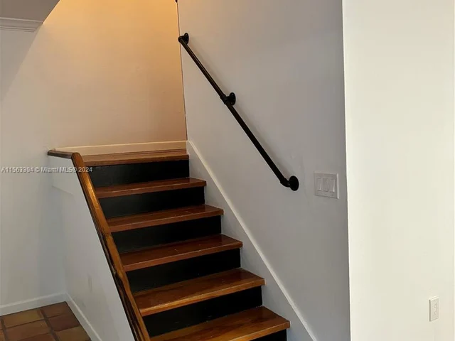 4708 SW 67th Ave # L2, Miami FL 33155