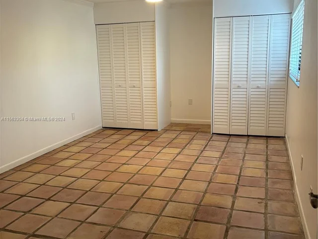 4708 SW 67th Ave # L2, Miami FL 33155