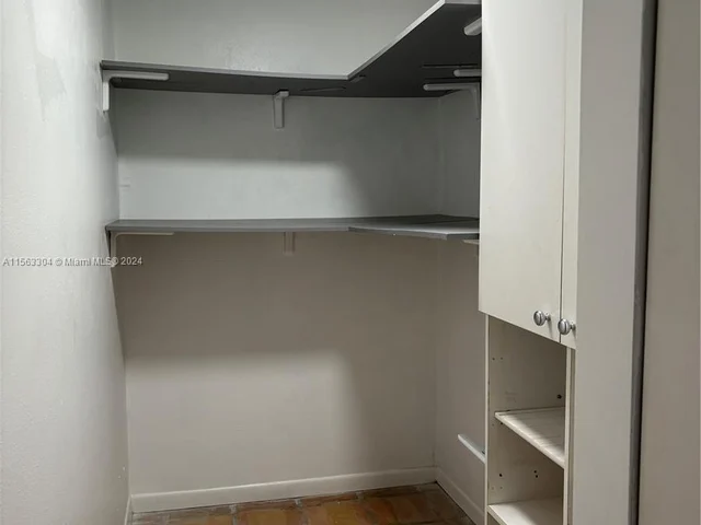 4708 SW 67th Ave # L2, Miami FL 33155