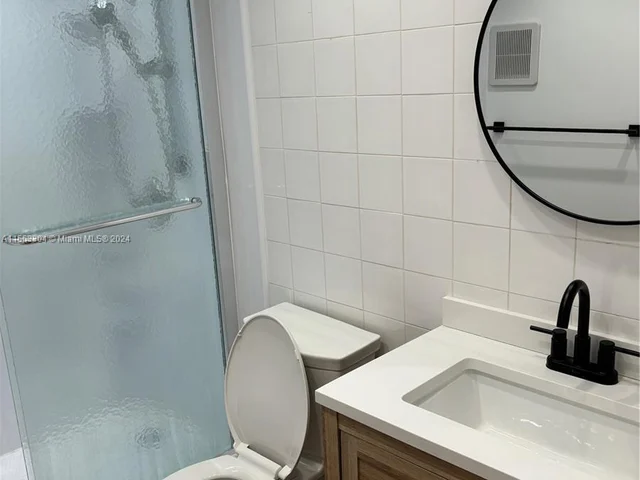 4708 SW 67th Ave # L2, Miami FL 33155