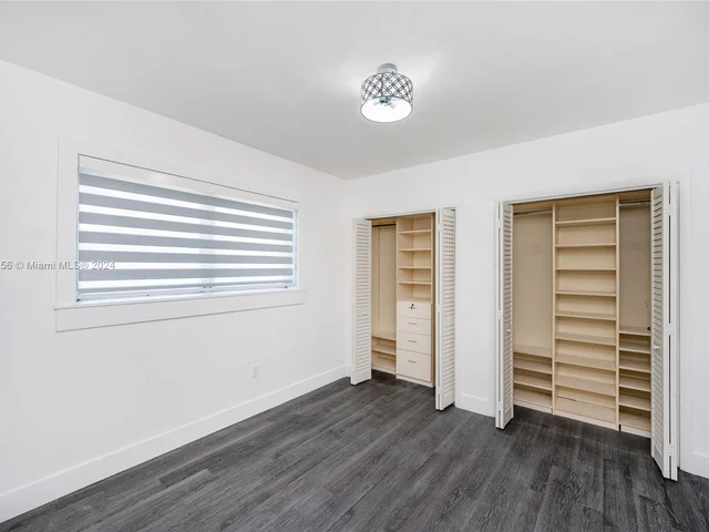 1706 S Le Jeune Rd, Coral Gables FL 33134