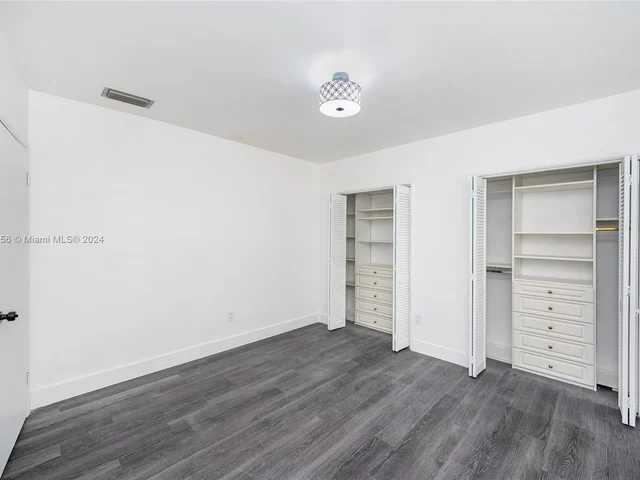 1706 S Le Jeune Rd, Coral Gables FL 33134