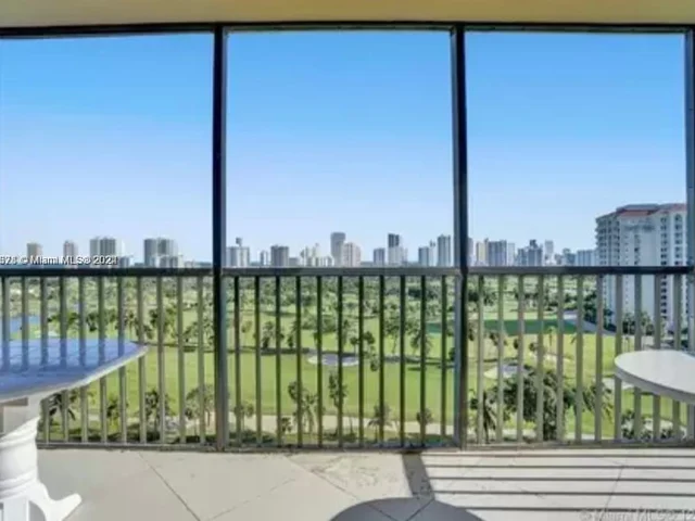20335 W Country Club Dr # 2501, Aventura FL 33180