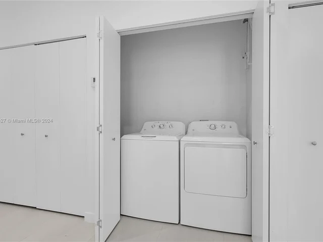 3063 SW 17th St # 3063, Miami FL 33145