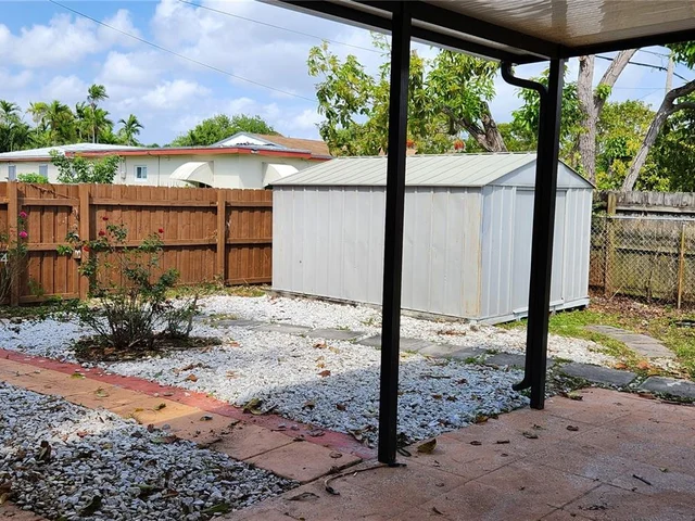 17750 NE 19th Ave, North Miami Beach FL 33162