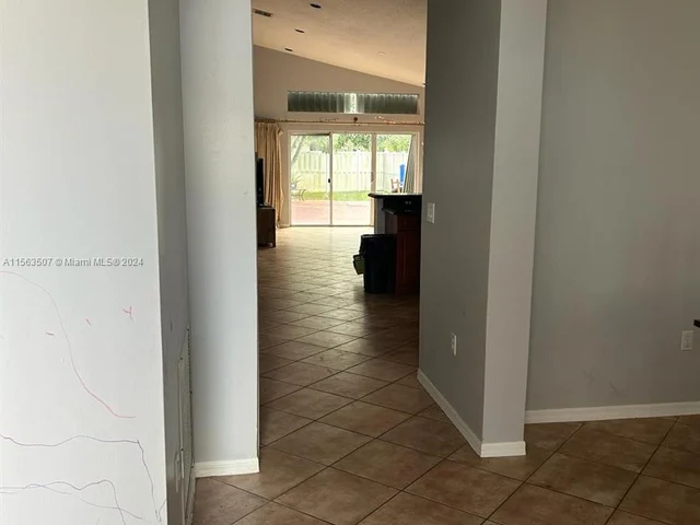 1892 SW 162nd Ave, Miramar FL 33027