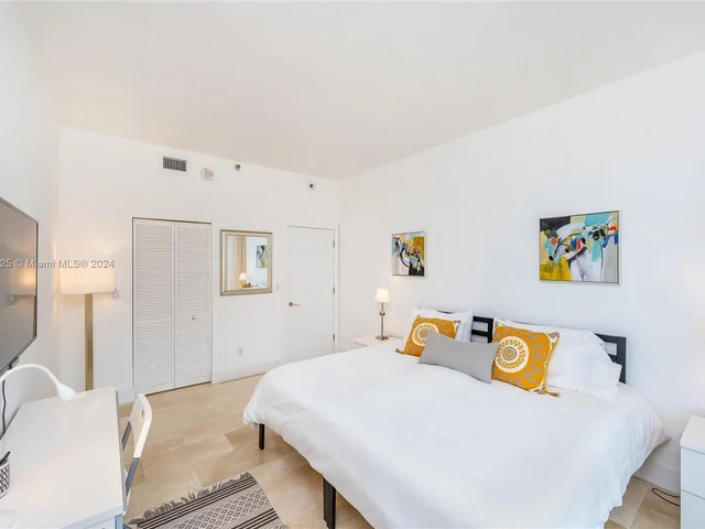 201 Crandon Blvd # 724, Key Biscayne FL 33149