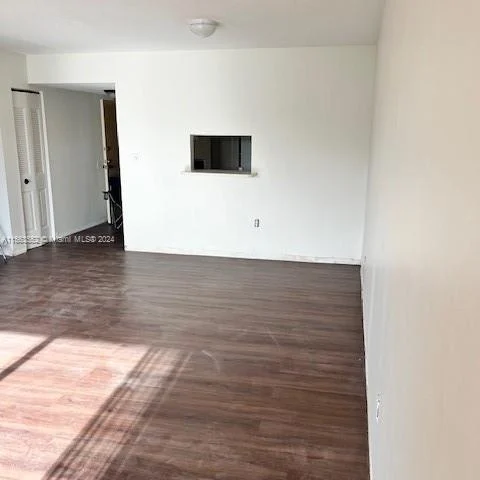 10431 N Kendall Dr # D314, Miami FL 33176