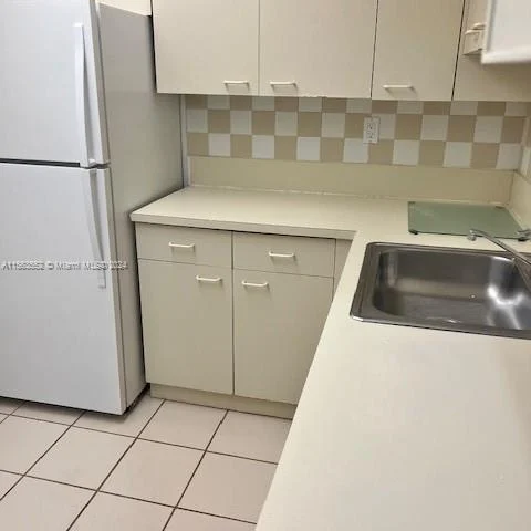 10431 N Kendall Dr # D314, Miami FL 33176