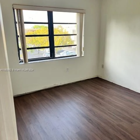 10431 N Kendall Dr # D314, Miami FL 33176