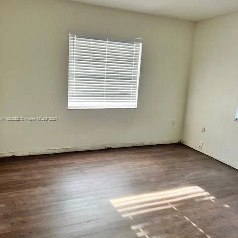 10431 N Kendall Dr # D314, Miami FL 33176