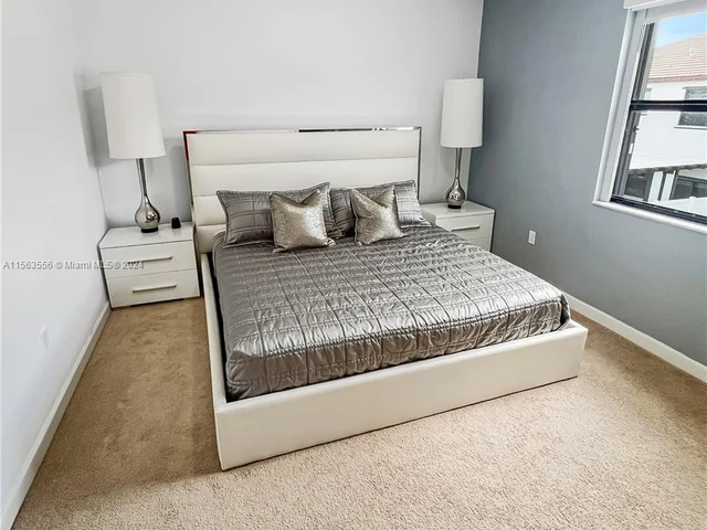 10598 W 32nd Ln # 10598, Hialeah FL 33018