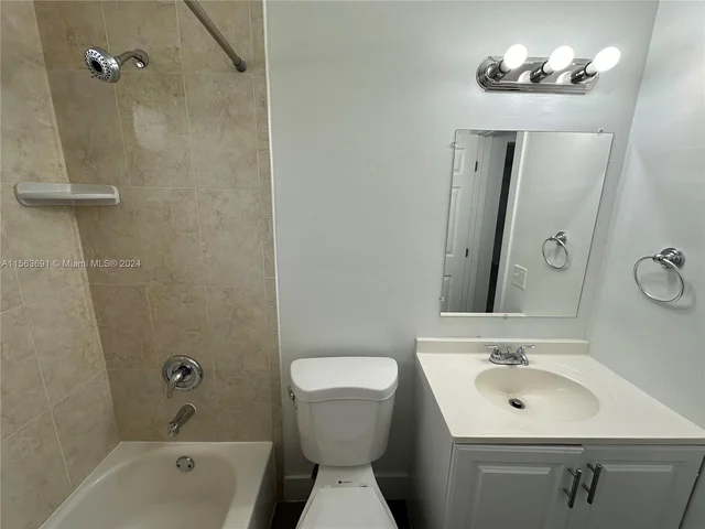 899 NE 15th Street # 2, Fort Lauderdale FL 33304