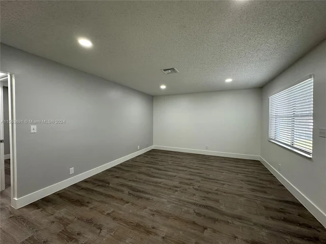 899 NE 15th Street # 2, Fort Lauderdale FL 33304