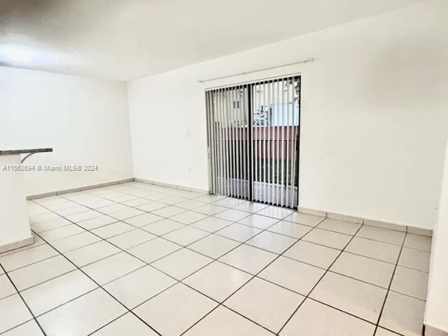 5825 W 25th Ct # 112, Hialeah FL 33016