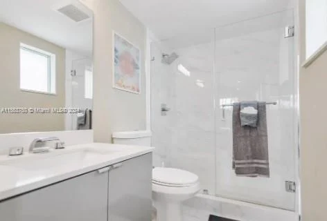 2412 NE 26th St # 6, Fort Lauderdale FL 33305