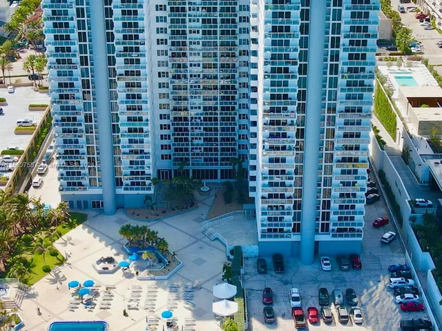 2030 S Ocean Dr # 2008, Hallandale Beach FL 33009