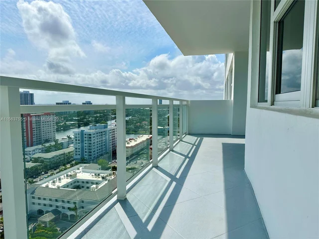 2030 S Ocean Dr # 2008, Hallandale Beach FL 33009