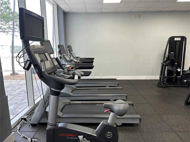 2030 S Ocean Dr # 2008, Hallandale Beach FL 33009