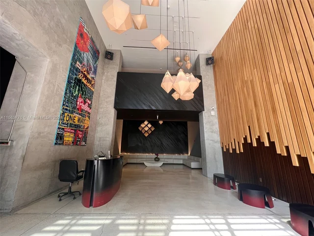 151 SE 1st St # 810, Miami FL 33131