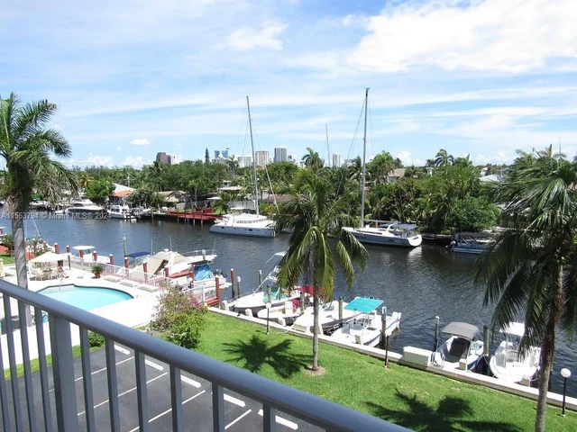 1731 SE 15th St # 402, Fort Lauderdale FL 33316